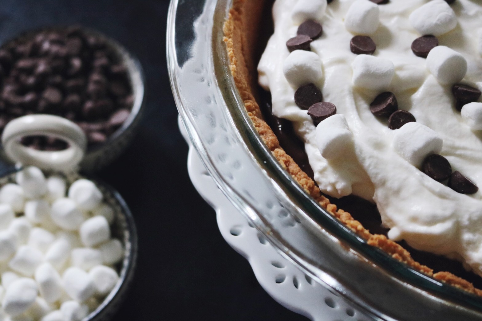 Simple S'mores Pie recipe