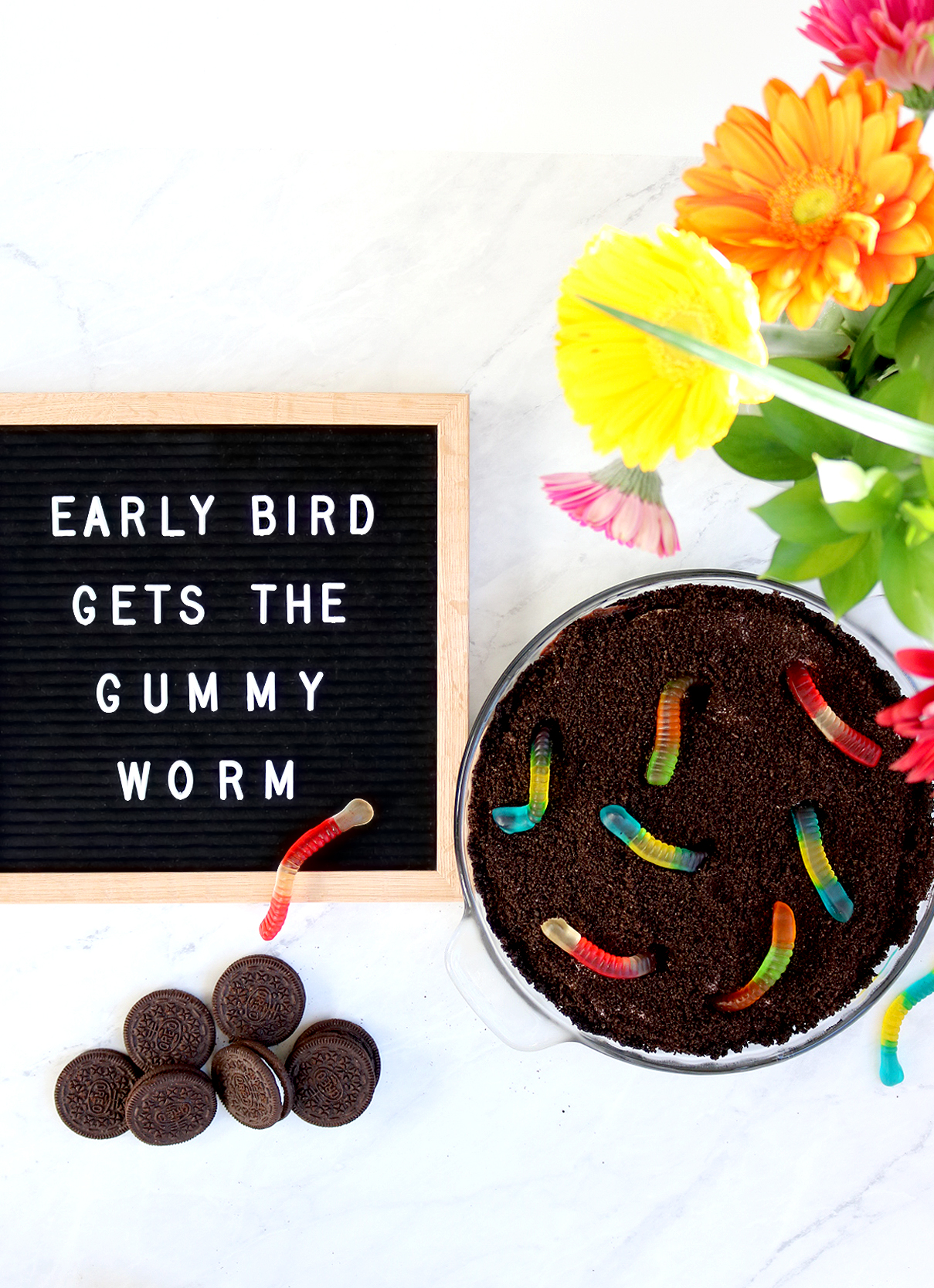 Dirt Cup Chocolate Pudding Pie | via Pies Before Guys