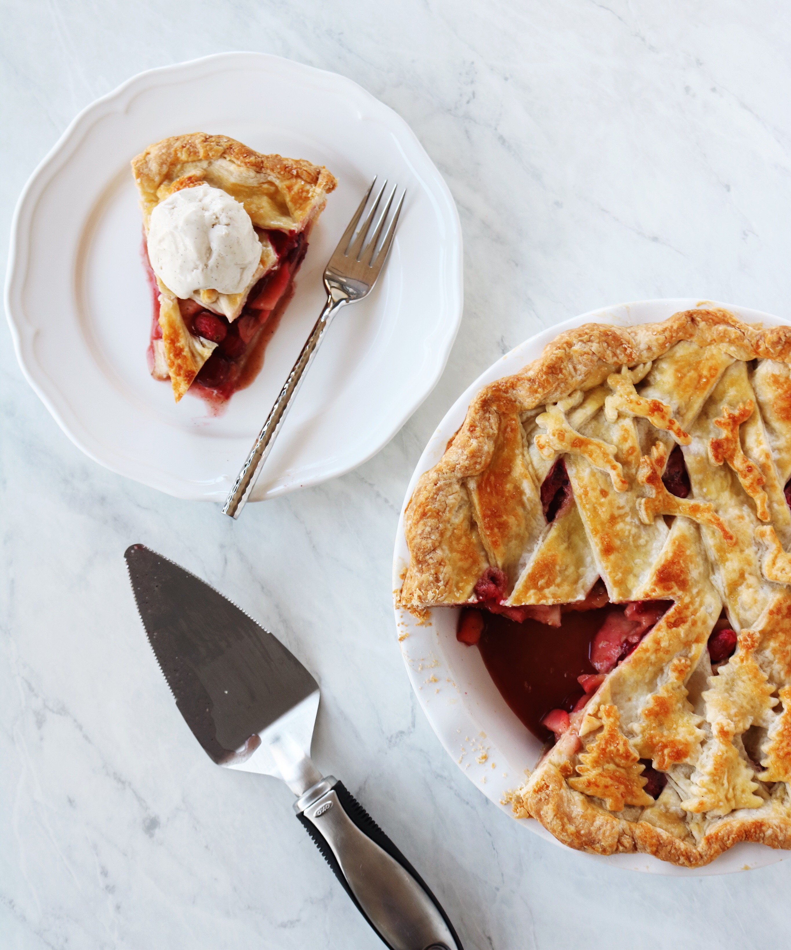 Cranberry Apple Pie, perfect for Christmas