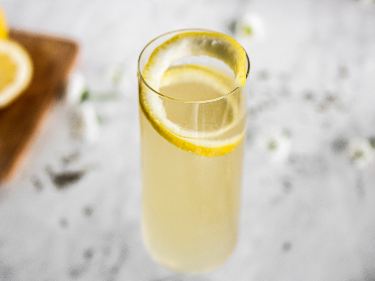 Lavender French 75&nbsp;Cocktail